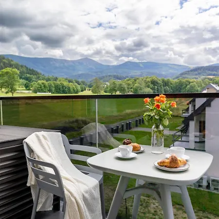 Top Escape - apartamenty z widokiem na góry - Przycup w Karkonoszach Apartamenty * Karpacz